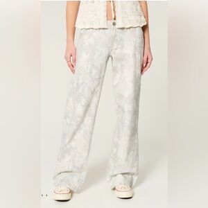 Hollister Low-Rise Camo Baggy Jeans